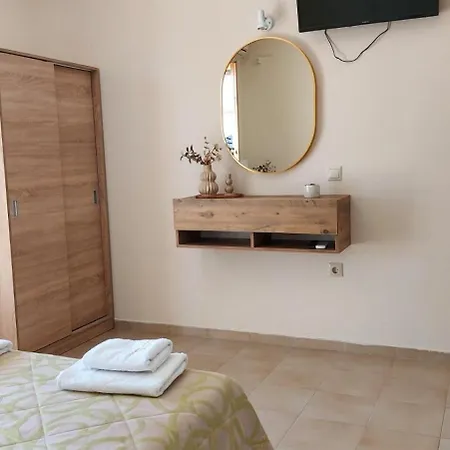 Sea Breeze Aparthotel *